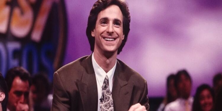 Πέθανε ο Αμερικανός κωμικός Μπομπ Σάγκετ -Βρέθηκε νεκρός σε ξενοδοχείο στη Φλόριντα