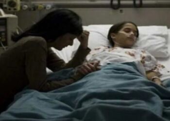 Μια μάνα έχασε τον γιο της – Μέχρι που ανακάλυψε ένα διπλωμένο χαρτί σε μια τσέπη από τα παντελόνια του