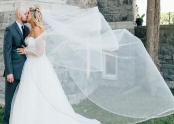 Κάποιος φώναξε την ώρα της τελετής – Τότε η νυφη κατέβασε το νυφικό της μπροστά σε όλους και…