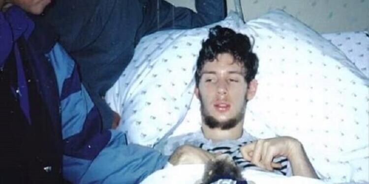 Ήταν «φυτό» για 12 χρόνια και συνήλθε- Θυμάται την μάνα του να