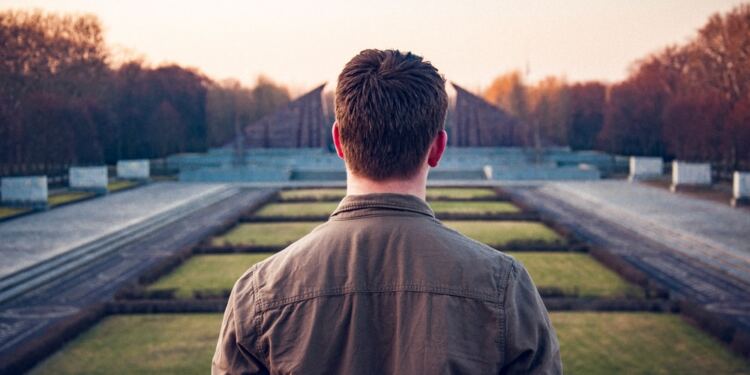 Ένας άντρας επέστρεψε σπίτι του από τη δουλειά. Το θέαμα που αντίκρισε σίγουρα δεν το περίμενε με τίποτα!