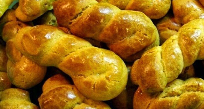 Συνταγή για νόστιμα αρωματικά Πασχαλινά κουλουράκια απο την Βέφα