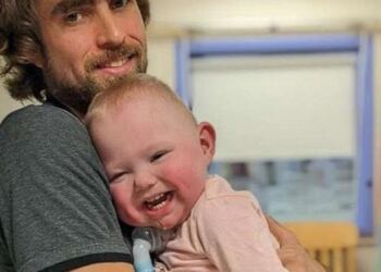 Μωρό που γεννήθηκε 450 γραμμάρια χωρίς ελπίδες να ζήσει, γύρισε σπίτι του 19 μήνες μετά!