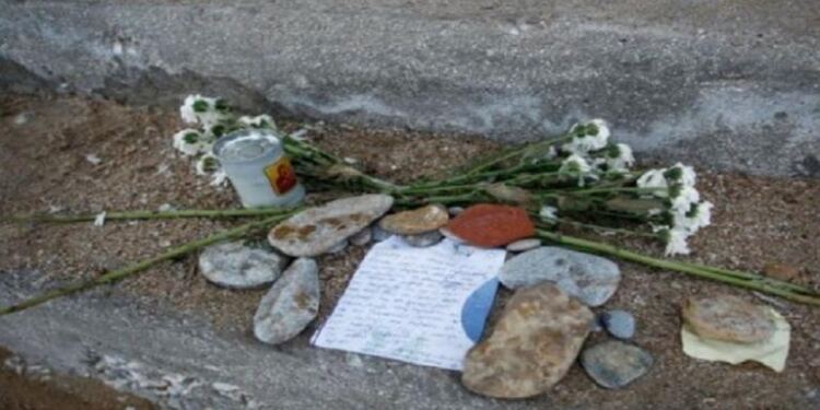 Η Κηδεία Του Δίκαιου Πατέρα. Με Χιόνια, Βροχές, Αέρα, Κρύο, Δεν Πάτησε Στην Κηδεία Του Κανένας