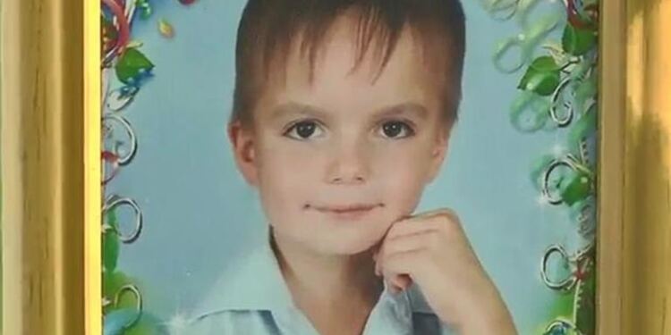 Η Ιστορία θανάτου από 8χρονο – Δεν άντεξε την κακοποίηση των γονιών του