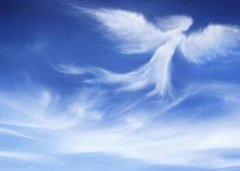 Οι ψυχές ζουν και μας βλέπουν από ψηλά