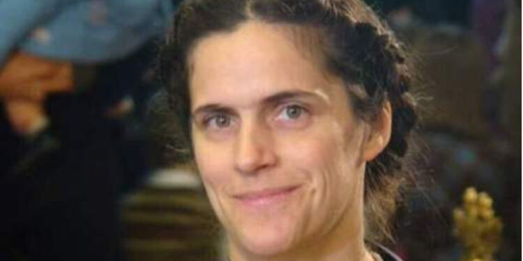 Ιερέας συγκίνησε το πανελλήνιο: Τι είπε για την πολύτεκνη κόρη του με 10 παιδιά που “έφυγε” (ΒΙΝΤΕΟ)