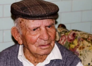 Δεν σταματούσε να φέρεται άσχημα στον ηλικιωμένο πάτερα του! Μέχρι που…