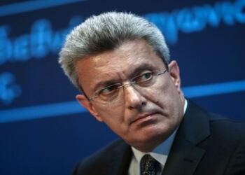 Νίκος Χατζηνικολάου: Η μεγάλη μάχη, το ανεύρισμα στον εγκέφαλο και η κρίσιμη επέμβαση!