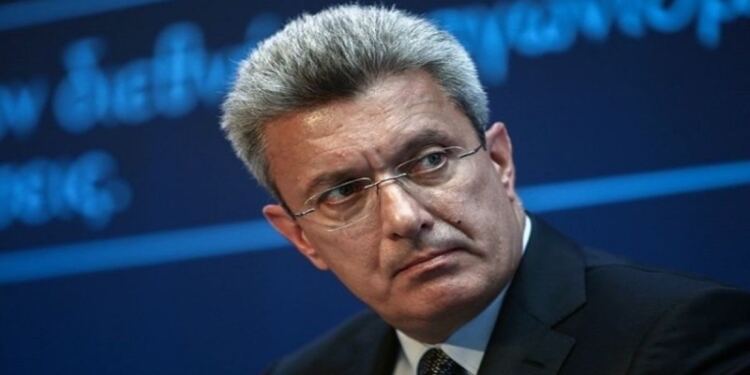 Νίκος Χατζηνικολάου: Η μεγάλη μάχη, το ανεύρισμα στον εγκέφαλο και η κρίσιμη επέμβαση!