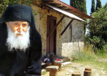 ΑΓΙΟΣ ΠΑΪΣΙΟΣ: ΟΙ 2 ΠΡΟΣΕΥΧΕΣ ΠΟΥ ΟΤΑΝ ΤΙΣ ΨΕΛΝΕΙΣ Η ΠΑΝΑΓΙΑ ΘΑ ΣΕ ΒΟΗΘΑ