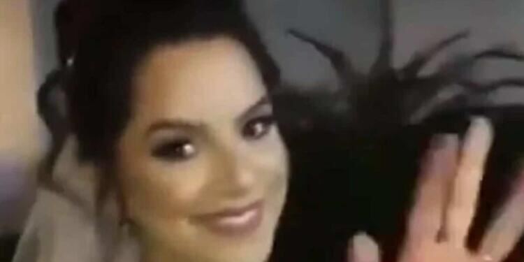 Έγκυος νύφη ένιωσε πόνο στον λαιμό λίγα λεπτά πριν το γάμο – Κανείς δεν περίμενε αυτό που συνέβη μετά