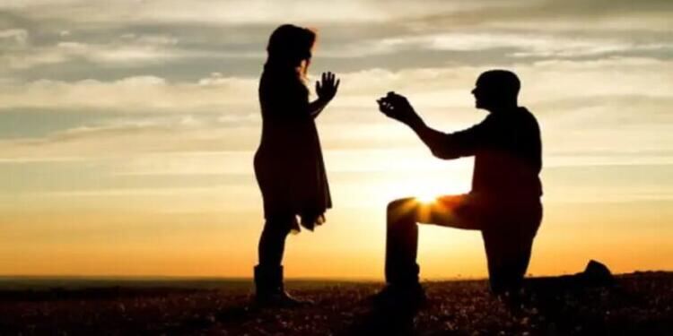 Τον απέρριψε η κόρη ενός πλούσιου επειδή ήταν φτωχός. Όταν την ξαναβρήκε 10 χρόνια αργότερα…