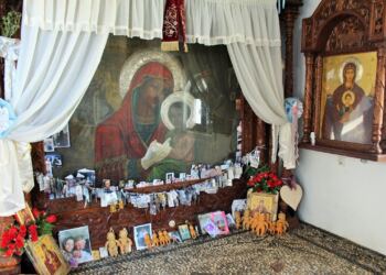 Η ΘΑΥΜΑΤΟΥΡΓΗ ΕΙΚΟΝΑ ΤΗΣ ΠΑΝΑΓΙΑΣ ΤΣΑΜΠΙΚΑΣ ΣΤΗ ΡΟΔΟ