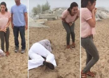 Αυτή η πεθερά εμφανίστηκε στην πρόταση γάμου που έκανε στην κόρη της – Μόλις τους είδε…