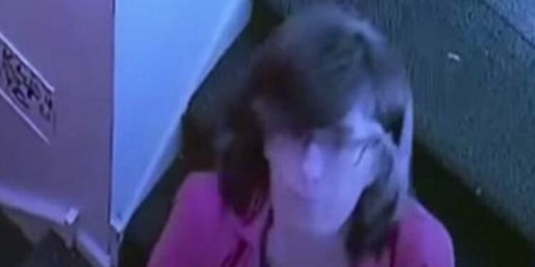 Νόμιζαν ότι είναι η καλύτερη νταντά μέχρι που η κάμερα κατέγραψε κάτι…αρρωστημένο να κάνει στο παιδί!