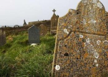 Είδαν ένα σωρό τάφους που δεν είχαν νόημα ύπαρξης – Μόλις κατάλαβαν γιατί είχαν φτιαχτεί κόντεψαν… να λιποθυμήσουν