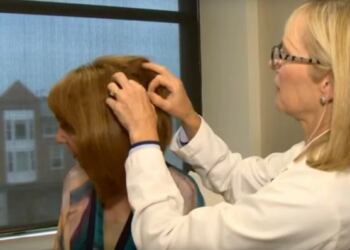 Η κομμώτριά της της μίλησε και της έσωσε τη ζωή. Σήμερα θα ήταν νεκρή