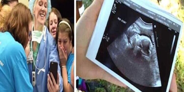 Nοσοκόμες επέμεναν ότι η μητέρα έπρεπε να ρίξει τα δίδυμά μωρά της – Όταν όμως είδαν αυτό στο κινητό της έπαθαν σοκ (photo)