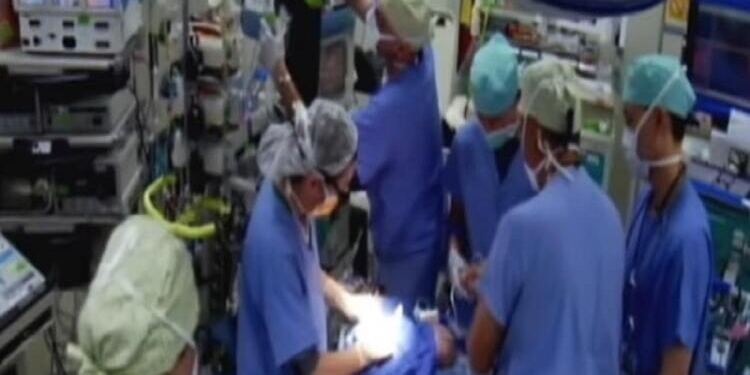 Συγκλονιστικό 31χρονη ήταν 22 εβδομάδων έγκυος και όταν είδαν οι γιατροί το υπερηχογράφημα “πάγωσαν” – Χωρίς δεύτερη σκέψη της είπαν… (Video)