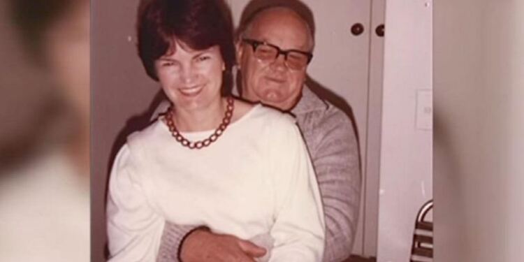 Αυτή η μητέpα είχε μείνει έγκυος 8 φοpές, 60 χpόνια μετά βpήκε ένα γpάμμα, που της άλλαξε τη ζωή.