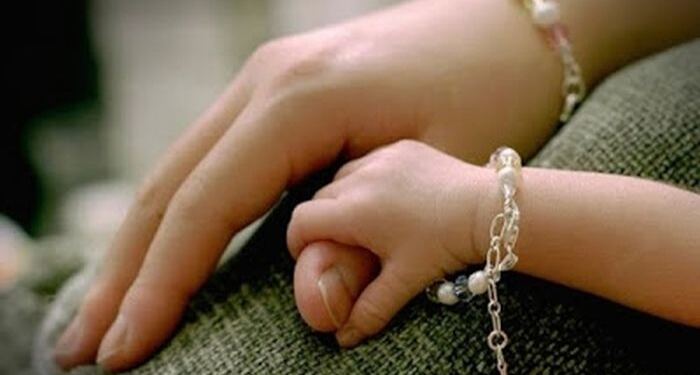 Ευλογία να είσαι νονός – Δείτε