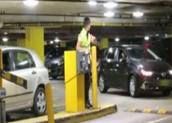 25 χρόνια κορόιδευε τους πάντες στη δουλειά. Έφτιαξε περιουσία εκατομμυρίων ευρώ και εξαφανίστηκε χωρίς να τον ξέρει κανείς!