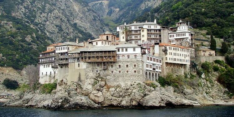 Τέλος στη γλωσσοφαγιά και το κακό μάτι: Η πιο ισχυρή προσευχή του Αγίου Όρους για ξεμάτιασμα