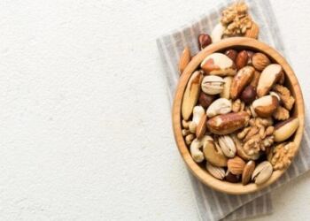 Ο ελληνικός ξηρός καρπός που αδυνατίζει, ρίχνει πίεση, σάκχαρο και χοληστερίνη