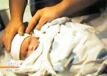 Όταν έχασε το μωρό της αποφάσισε να πουλήσει την κούνια του – Ο αγοραστής της όμως έκανε κάτι μοναδικό!