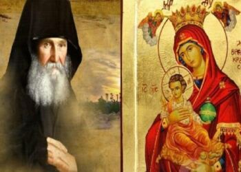 Πολύ μας βοηθάει η Παναγία μας, μας βγάζει από πολλά αδιέξοδα, ας ακουμπάμε πάντοτε στους ώμους Της το φορτίον μας