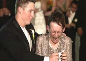 Ήθελε πολύ να σηκωθεί να χορέψει αλλά ήταν αδύνατον. Ο γαμπρός τότε έκανε κάτι μοναδικό…