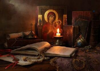 Αυτή η προσευχή διώχνει τα κακά πνεύματα από το σπίτι – Να την λέτε κάθε βράδυ