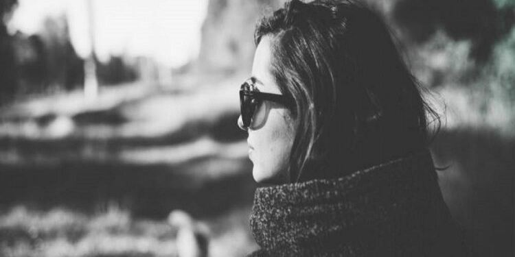 Τους αχάριστους ανθρώπους άστους μακρυά σου