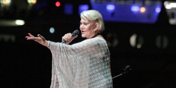 Μαρινέλλα: Αποκάλυψη μέσα από την εντατική – «Δεν ήρθε η ώρα μου ακόμα»!