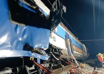 35 τραυματίες από σύγκρουση αμαξοστοιχιών – Υπό την επήρεια αλκοόλ ο οδηγός