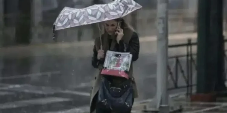 «Έμειναν» με ανοιχτό το στόμα οι μετεωρολόγοι: «Έρχεται το ακραίο φαινόμενο La Niña…» – Οι κόκκινες περιοχές