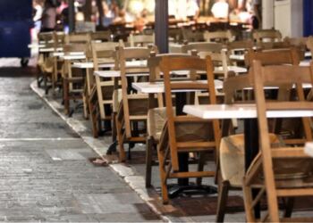 «Παγίδα» στην εστίαση: Φορολογείται το φιλοδώρημα στον εργαζόμενο