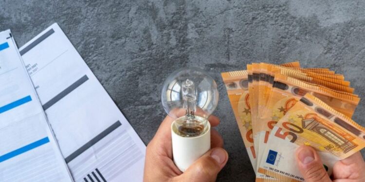 Νέες αυξήσεις στις τιμές ρεύματος λόγω Μέσης Ανατολής