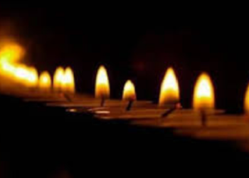 21χρονη πνiγηκε από το παράθυρο που της έκλεισε η 2χρονη κόρη της!