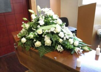 Χαμός σε κηδεία: Ο νεκρός άνοιξε τα μάτια – Έτρεχαν πανικόβλητοι οι συγγενείς