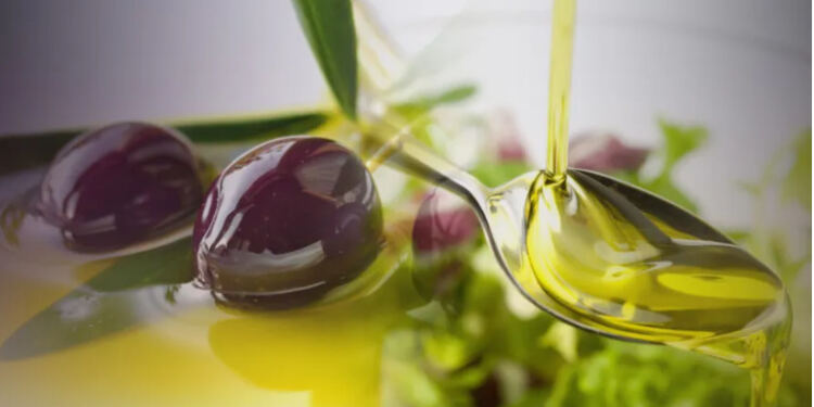 Τι θα συμβεί αν πιούμε ελαιόλαδο με άδειο στομάχι το πρωί και δεν είχαμε την παραμικρή ιδέα