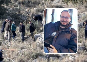 Βασίλης Καλογήρου: Ανάρτηση σοκ από τη μητέρα του – «Εσείς που με πετάξατε στα βουνά, τι τέλος θα έχετε με το κακόψυχο αφεντικό σας;»