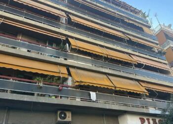 «Δεν θα το ξανακάνω αυτό το παιχνίδι»: Ραγίζουν καρδιές τα τελευταία λόγια της 7χρονης που πέρασε μέσα από τζαμαρία στην Καλλιθέα