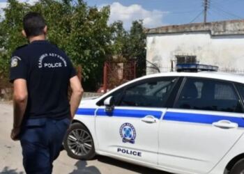 Ο 15χρονος που δολοφόνησε τον πατέρα του, Έβαλε ποντικοφάρμακο επειδή ασεγλούσε στην..