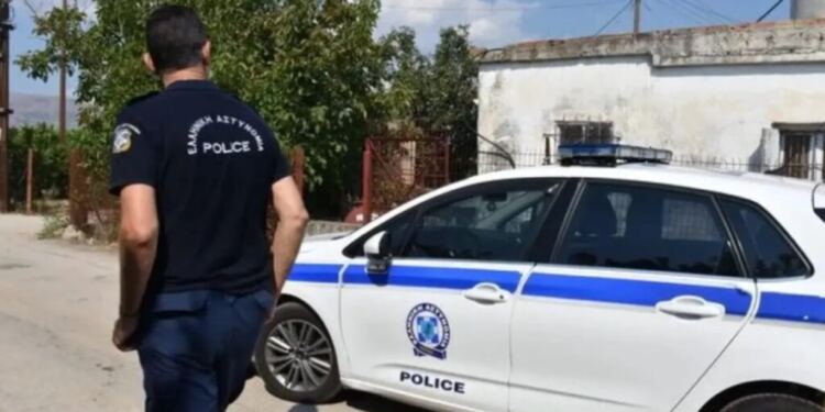 Ο 15χρονος που δολοφόνησε τον πατέρα του, Έβαλε ποντικοφάρμακο επειδή ασεγλούσε στην..