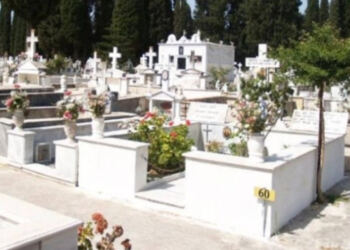 «Αφού πέρασαν τα τρία χρόνια, ήρθε η επίπονη στιγμή της εκταφής της μητέρας μου. Έζησα ένα θρίλερ»