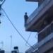 Σοκ στο Αγρίνιο: Νεκρή νεαρή μητέρα που έπεσε από μπαλκόνι πολυκατοικίας στον 4ο όροφο