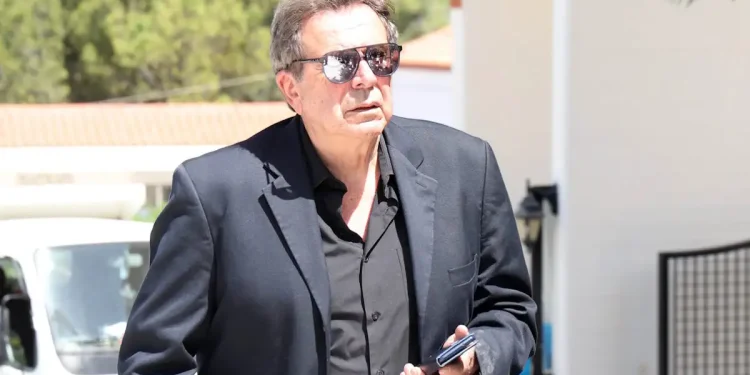 Συγκλονίζει ο ηθοποιός Χρήστος Φωτίδης: «Είναι σαν να άγγιξε ο Άγιος Παΐσιος τον ανιψιό μας και έγινε καλά»