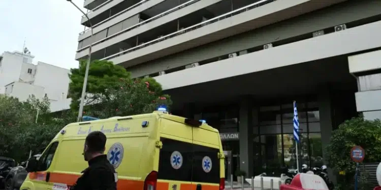 Μαθεύτηκε όλη η αλήθεια για τον 44χρονο που έκανε βουτιά θανάτου σήμερα από τον Πύργο Απόλλων – Aυτός είναι ο λόγος που το έκανε